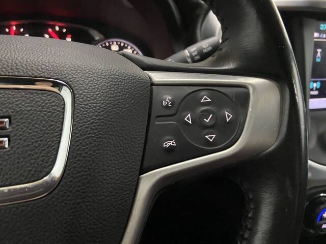 2017 GMC Acadia SLE-2