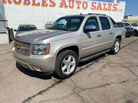 2007 Chevrolet Avalanche for sale at Robles Auto Sales in Phoenix AZ