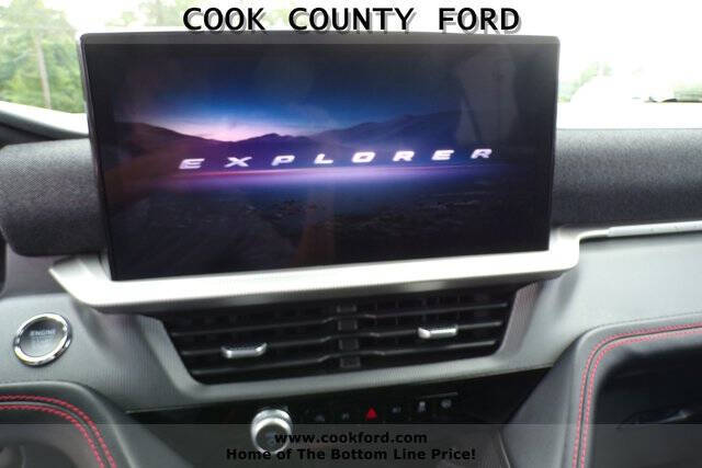 2025 Ford Explorer ST-Line