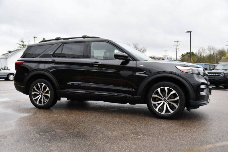 2023 Ford Explorer ST-Line
