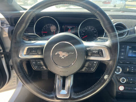 2015 Ford Mustang V6