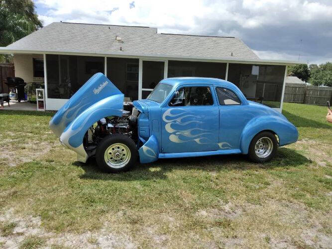 1941 Studebaker Starlight