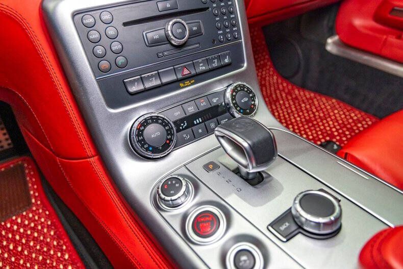 2012 Mercedes-Benz SLS AMG