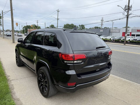 2018 Jeep Grand Cherokee Altitude