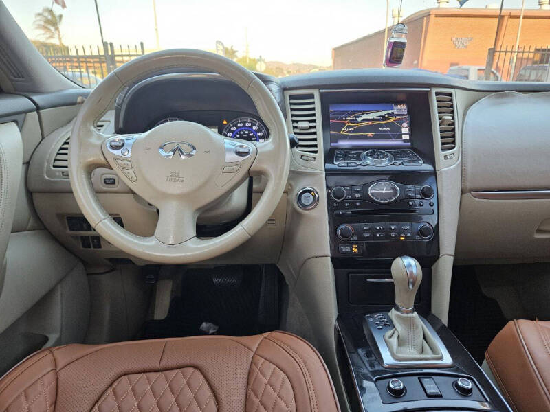 2012 Infiniti FX35