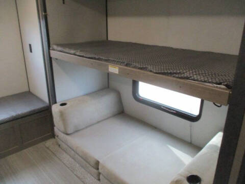 2021 Keystone RV Hideout 318BR