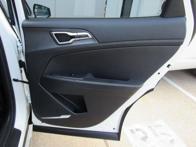 2024 Kia Sportage LX