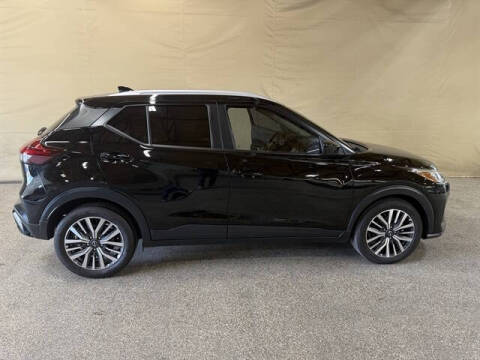 2022 Nissan Kicks SV