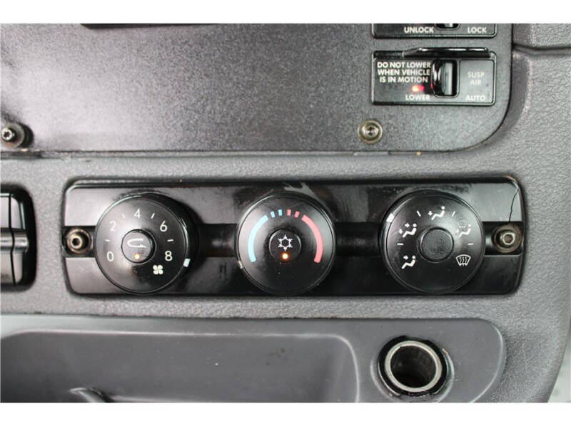 2016 Freightliner Cascadia