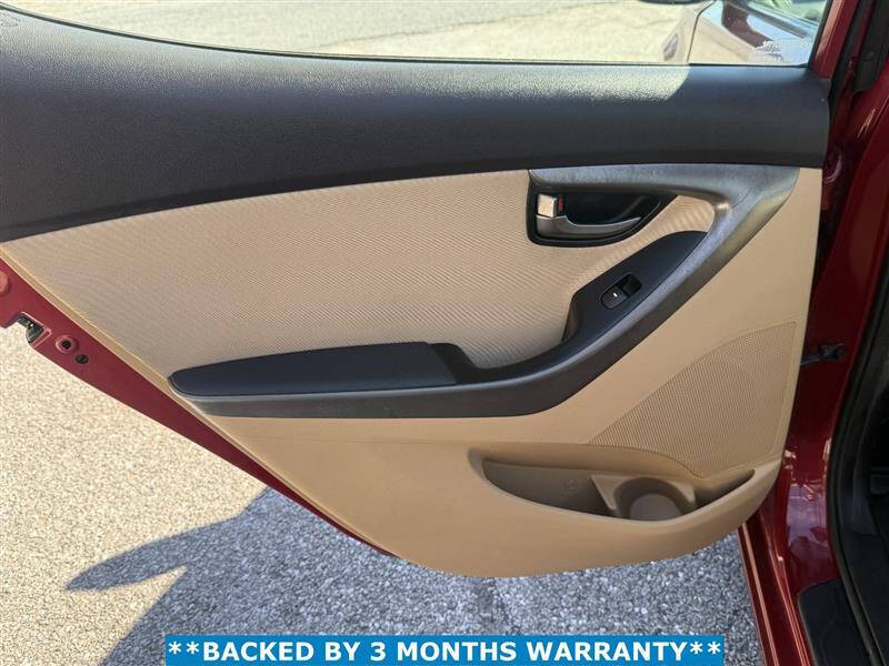 2012 Hyundai Elantra