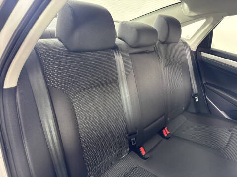 2018 Volkswagen Passat 2.0T S