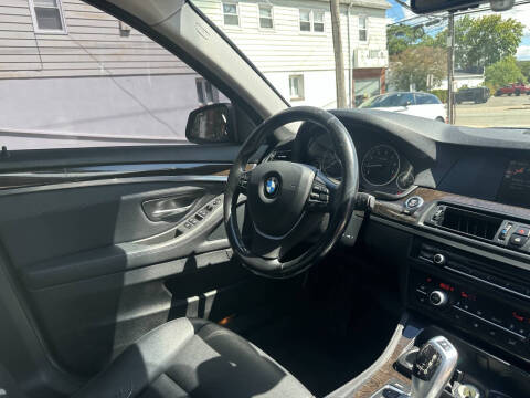 2013 BMW 5 Series 528i xDrive