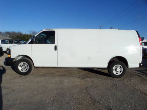 2010 Chevrolet Express Cargo for sale at AUTO FLEET REMARKETING, INC. in Van Alstyne TX