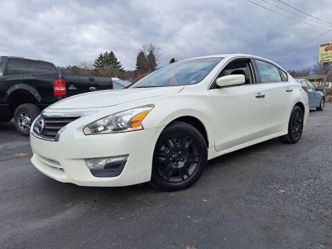 2015 Nissan Altima for sale at GOOD'S AUTOMOTIVE in Northumberland PA
