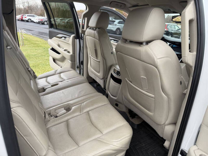 2018 Cadillac Escalade ESV Standard