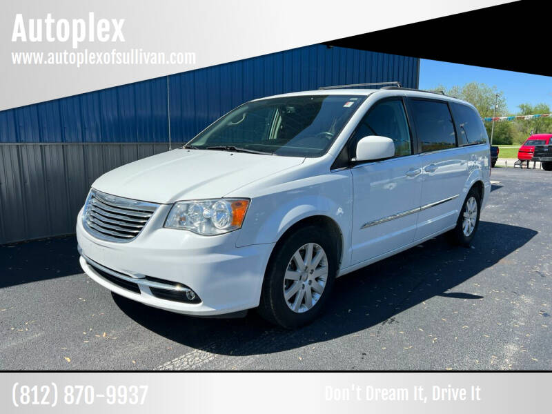 2016 Chrysler Town and Country for sale at Autoplex in Sullivan IN