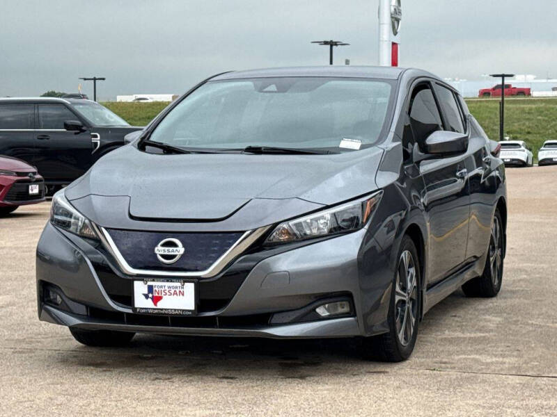 2022 Nissan LEAF SV