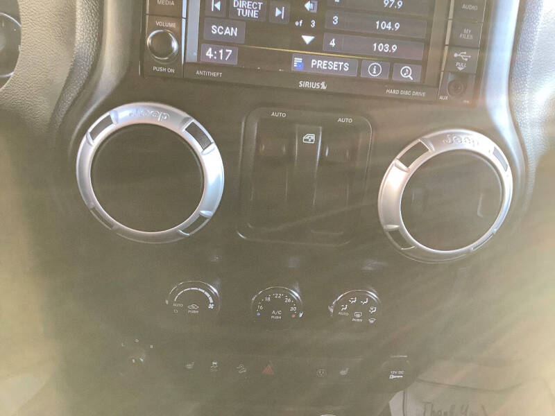 2013 Jeep Wrangler Sahara