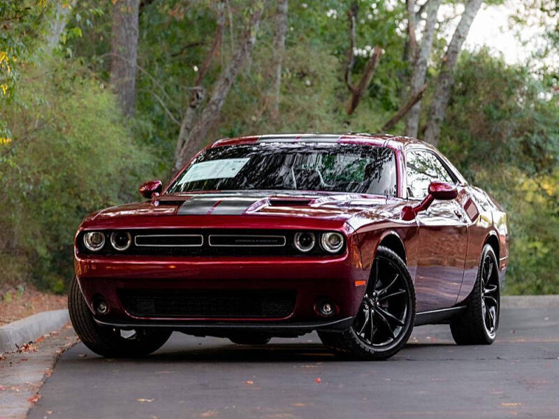 2018 Dodge Challenger SXT Plus