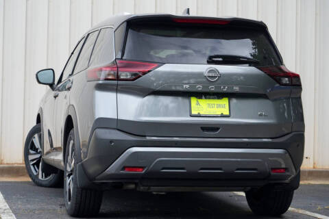 2022 Nissan Rogue SL