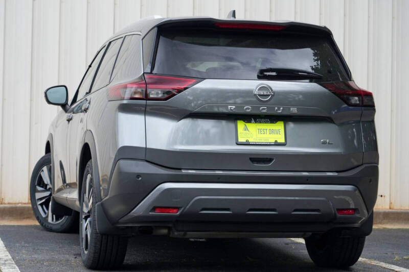 2022 Nissan Rogue SL