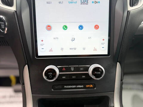 2022 Ford Edge
