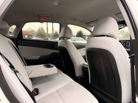 2022 Hyundai Kona SEL