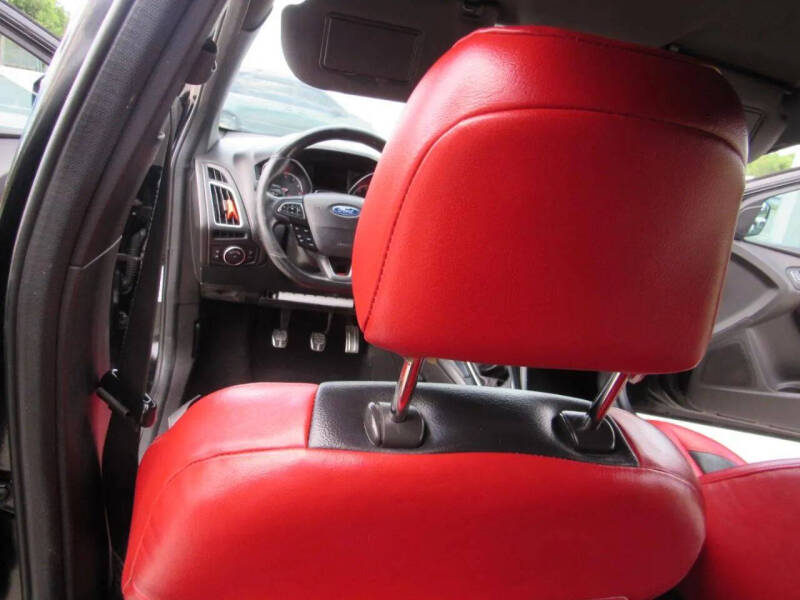 2016 Ford Focus ST