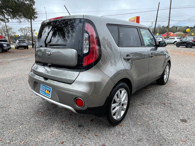 2017 Kia Soul +