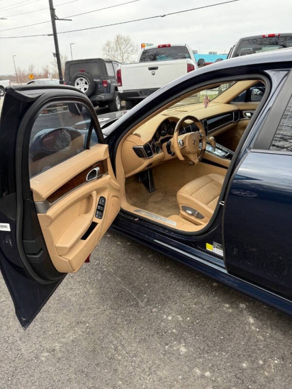 2011 Porsche Panamera