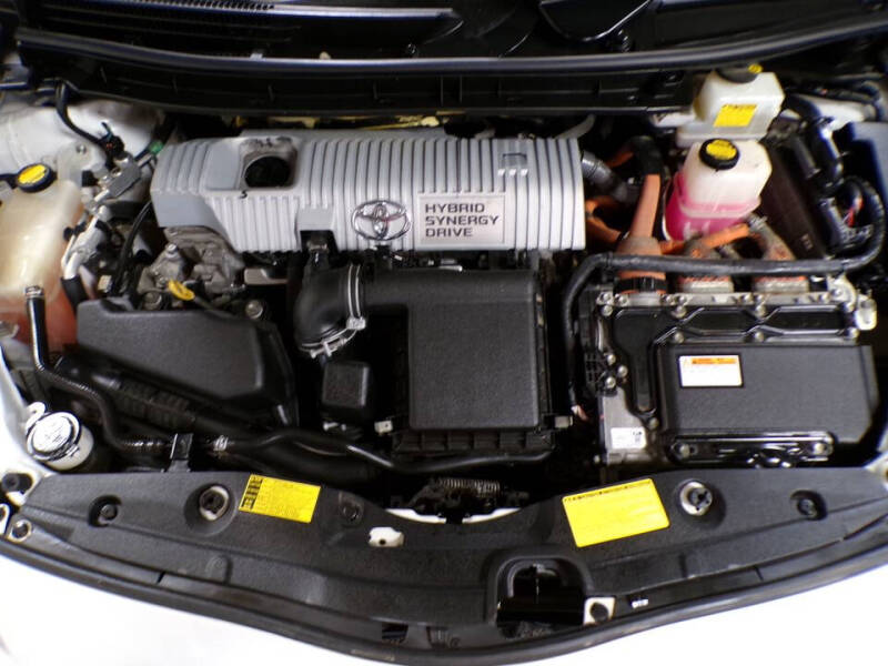 2013 Toyota Prius Two