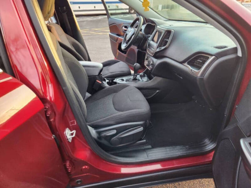 2019 Jeep Cherokee Latitude