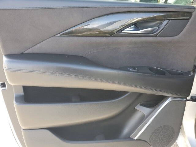 2017 Cadillac Escalade ESV Platinum