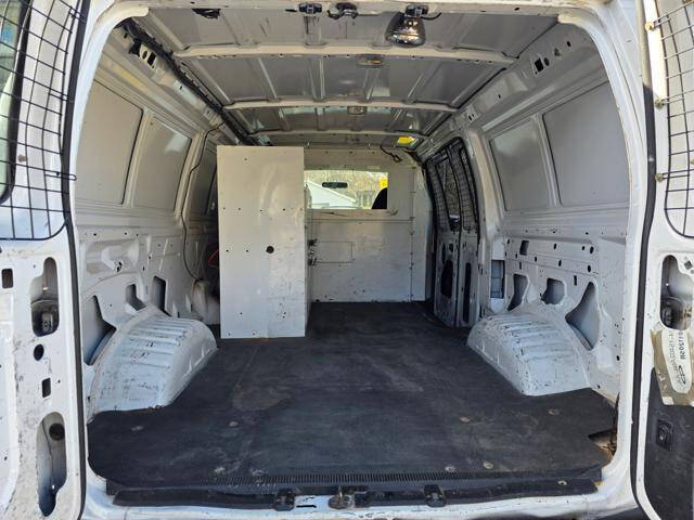 2005 Ford E-Series E-250