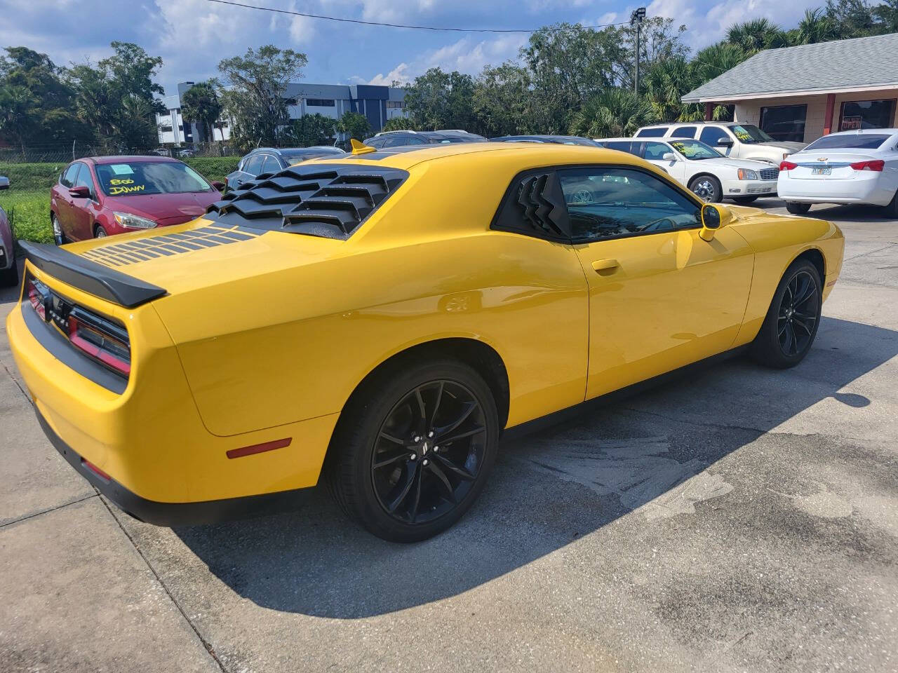 2017 Dodge Challenger for sale at FAMILY AUTO BROKERS in Longwood, FL