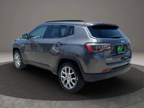 2022 Jeep Compass Latitude Lux