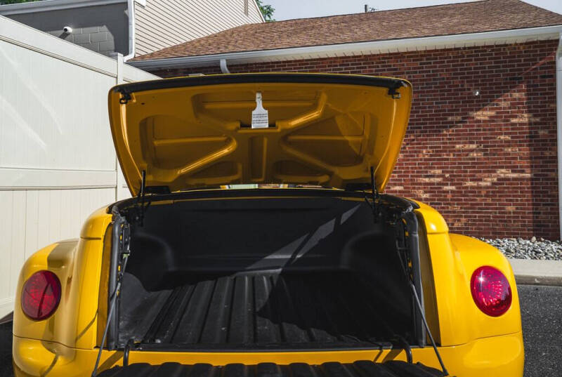 2005 Chevrolet SSR LS