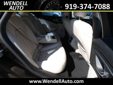2015 Chrysler 200 C