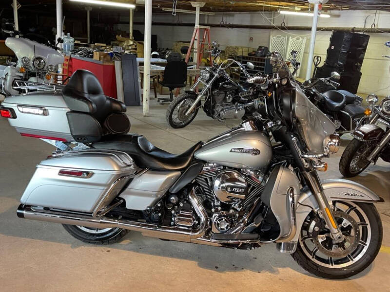 2015 Harley-Davidson Flhtcul