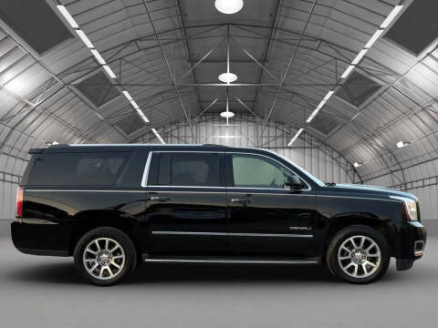 2017 GMC Yukon XL Denali
