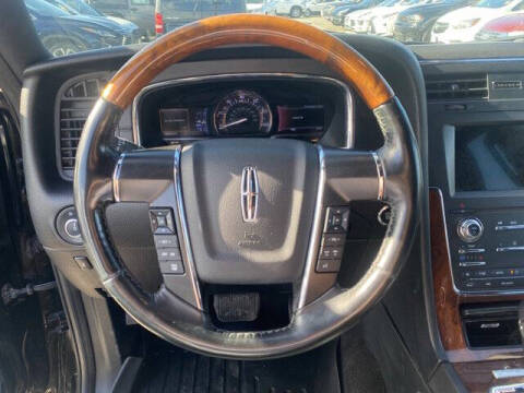 2016 Lincoln Navigator Select
