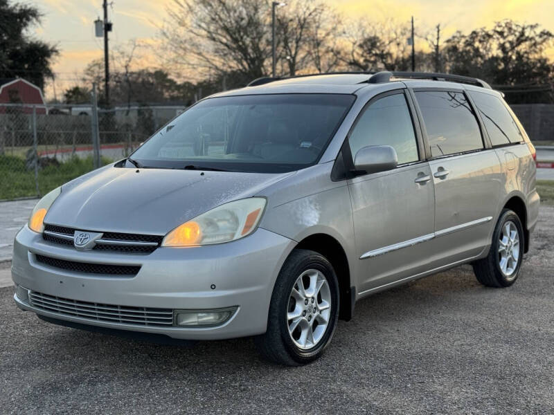 2004 Toyota Sienna for sale at Loco Motors in La Porte TX