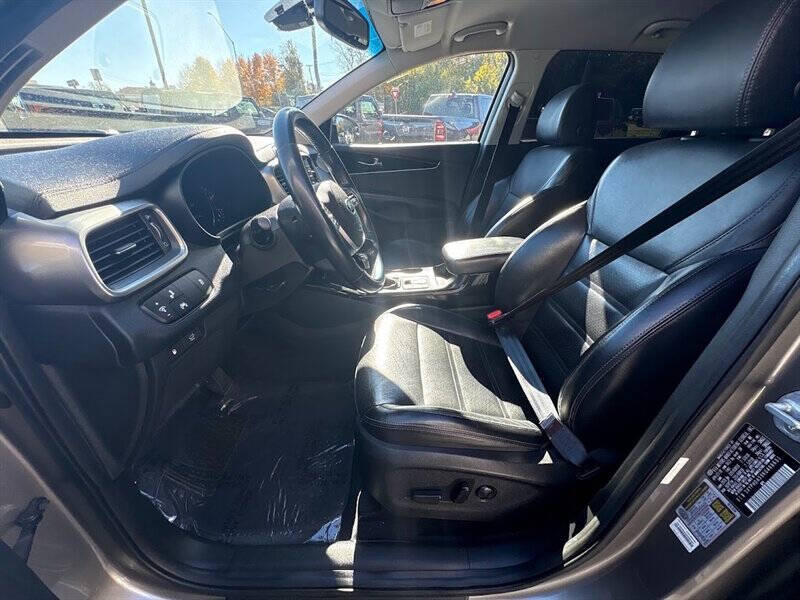 2019 Kia Sorento EX V6