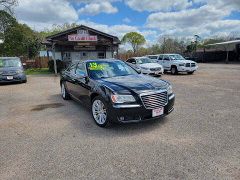 2013 Chrysler 300 for sale at City Auto Sales in Brazoria TX