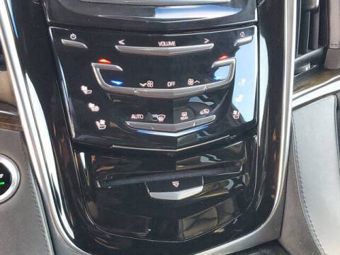 2017 Cadillac Escalade ESV Platinum