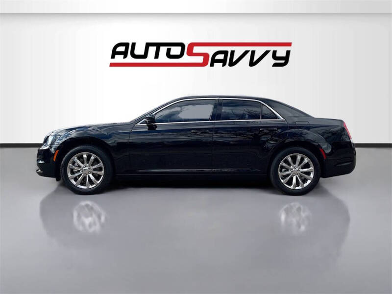 2022 Chrysler 300 Touring