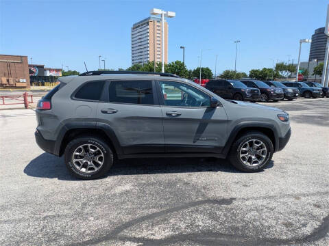 2022 Jeep Cherokee Trailhawk