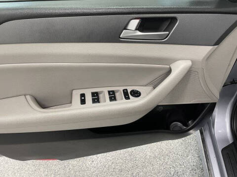 2016 Hyundai Sonata Hybrid SE