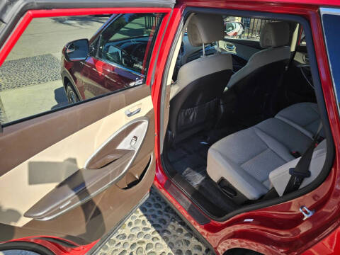 2018 Hyundai Santa Fe SE