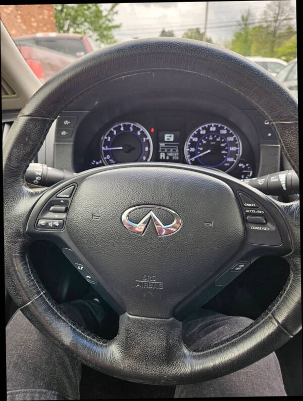 2013 Infiniti G37 Sedan x